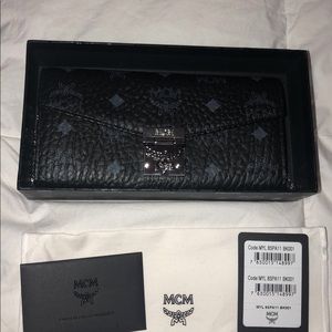 MCM Patricia Visetos large Wallet- Black